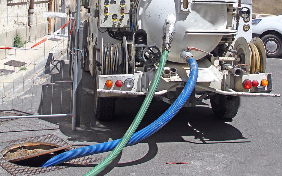 prix intervention débouchage canalisation Versailles